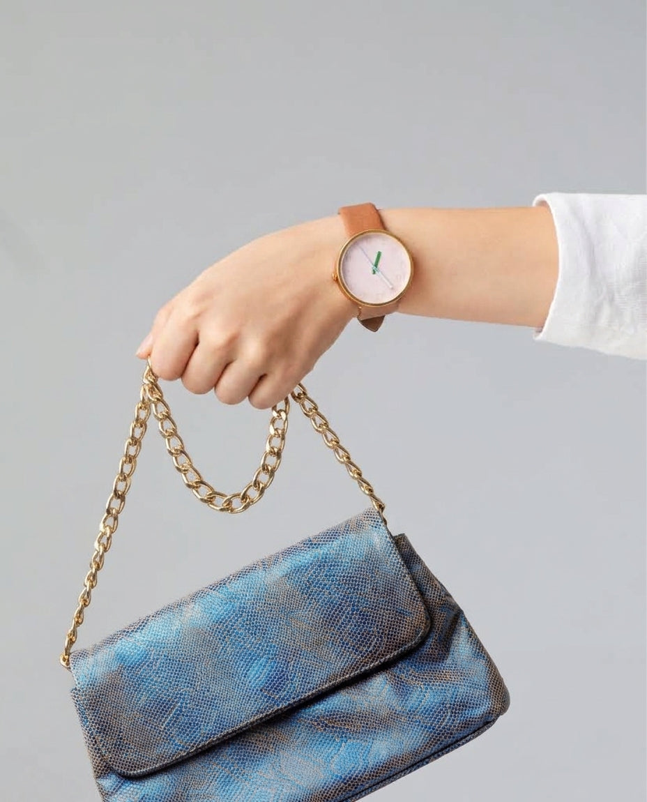Bolsa GEVINNE de textura cocodrilo en negro
