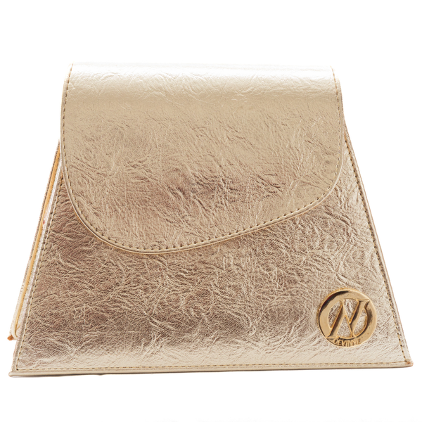 Bolsa de fiesta Yazna en dorado metalizado con silueta de trapecio, GEVINNE